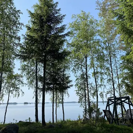 Luonnon Rauhaa Kalliosaaressa, Private Island *