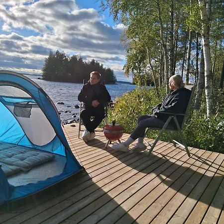 Luonnon Rauhaa Kalliosaaressa, Private Island