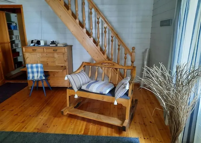 Villa Luonnon Rauhaa Kalliosaaressa, Private Island