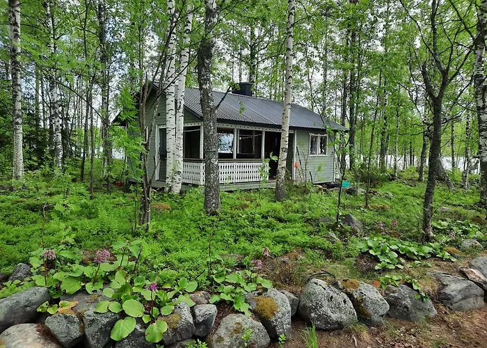 Luonnon Rauhaa Kalliosaaressa, Private Island 别墅