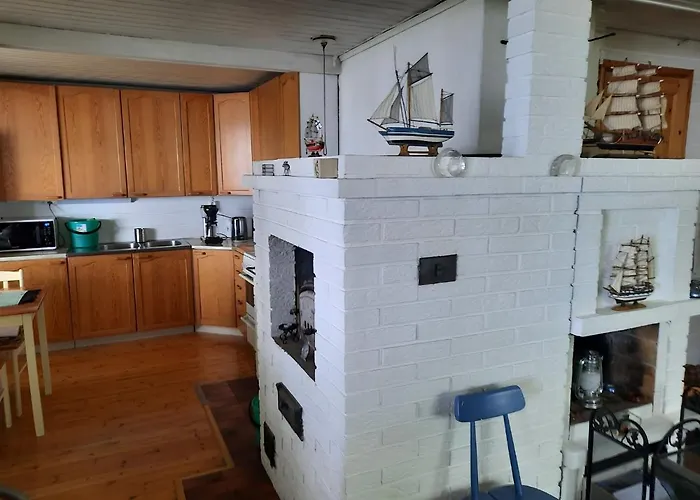 Luonnon Rauhaa Kalliosaaressa, Private Island *