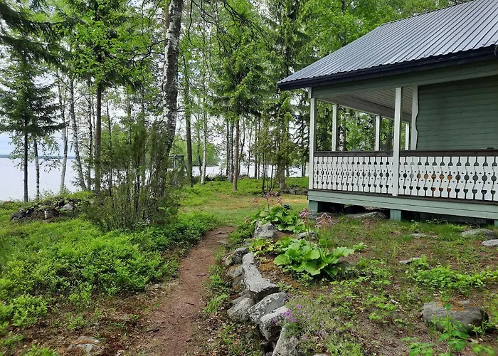 Luonnon Rauhaa Kalliosaaressa, Private Island 别墅 *