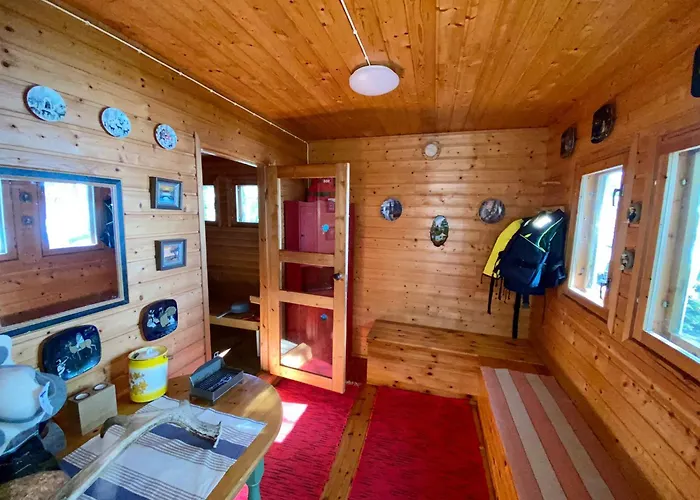 Luonnon Rauhaa Kalliosaaressa, Private Island * Polvijarvi (North Karelia)