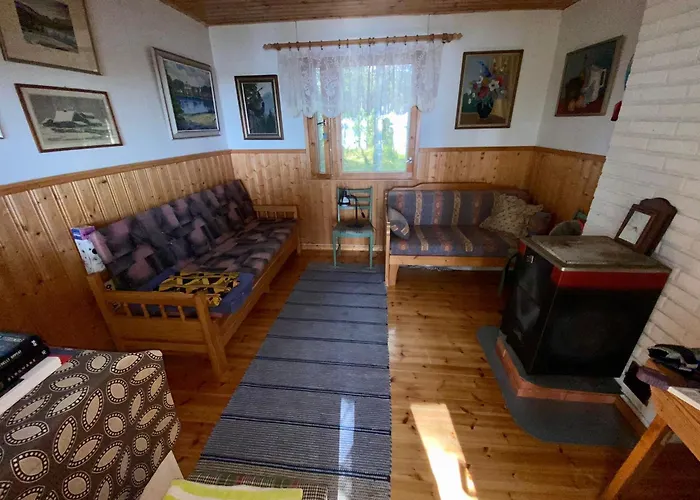 Villa Luonnon Rauhaa Kalliosaaressa, Private Island