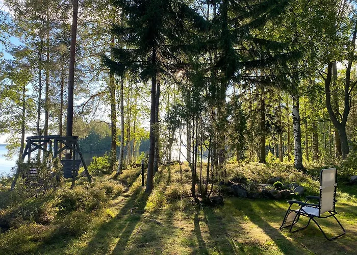 Luonnon Rauhaa Kalliosaaressa, Private Island *