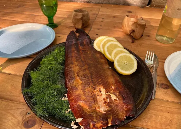 Villa Luonnon Rauhaa Kalliosaaressa, Private Island