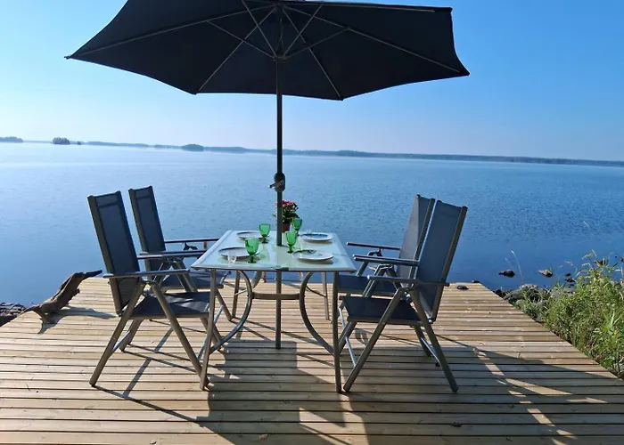 Luonnon Rauhaa Kalliosaaressa, Private Island